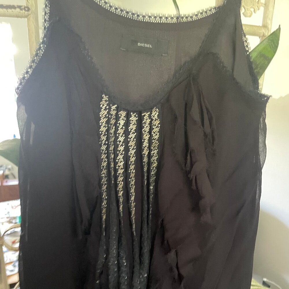 Strappy tank with metallic details